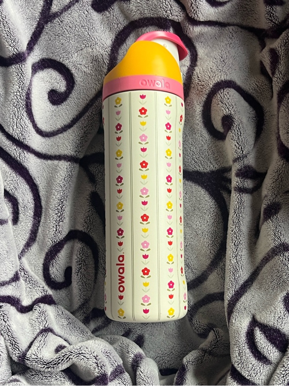 Owala ColorDrop Floral FreeSip Waterbottle🌸🌷